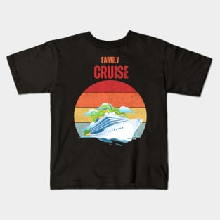 Family cruise 2023 Kids T-Shirt